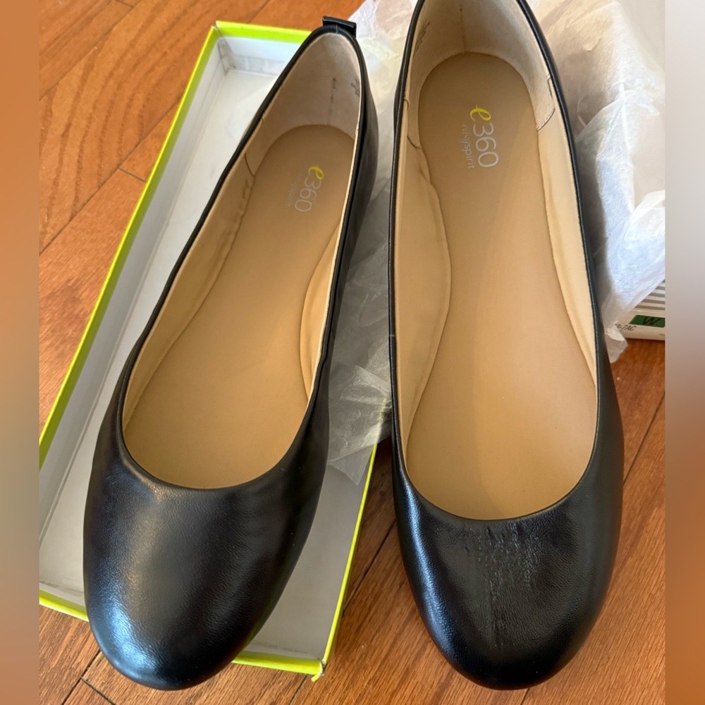 EasySpirit Black Ballet Flats